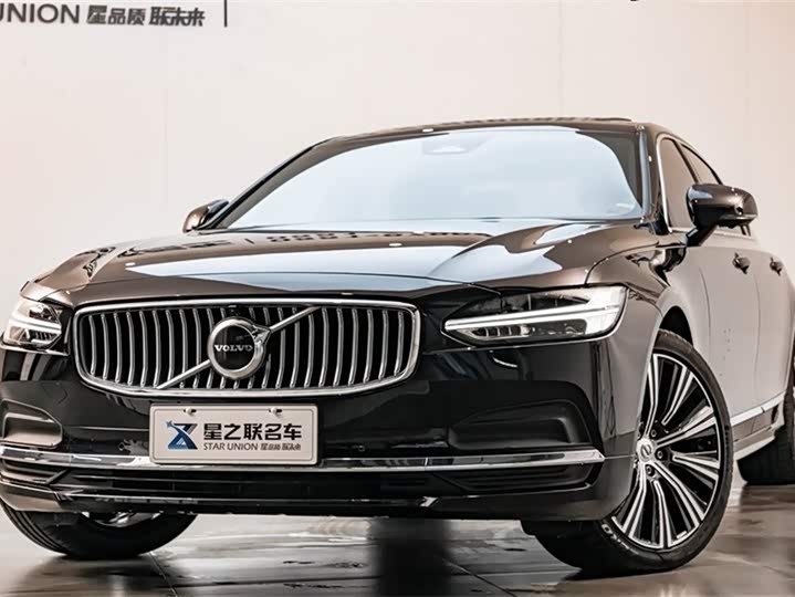 Фото 3 - Volvo S90