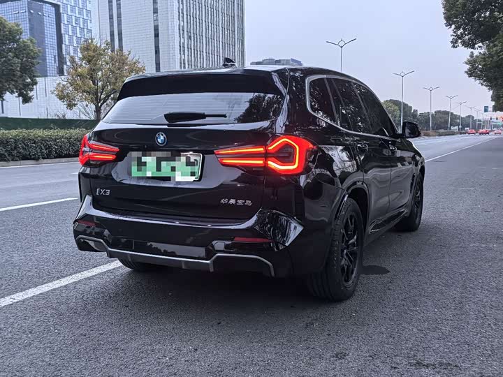 Фото 4 - BMW iX3
