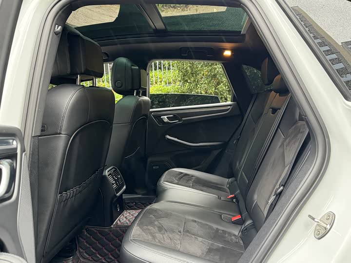 Фото 7 - Porsche Macan