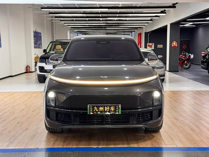 Фото 2 - LiXiang L8