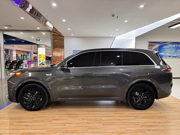 Фото 4 - LiXiang L8