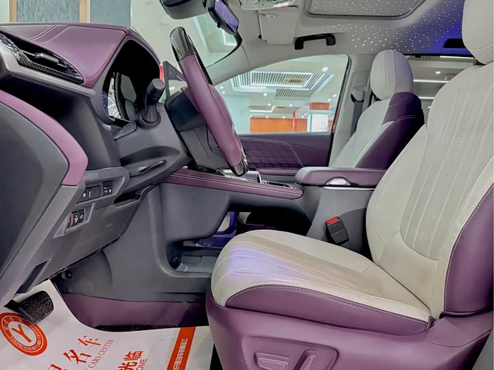 Фото 6 - Toyota Sienna