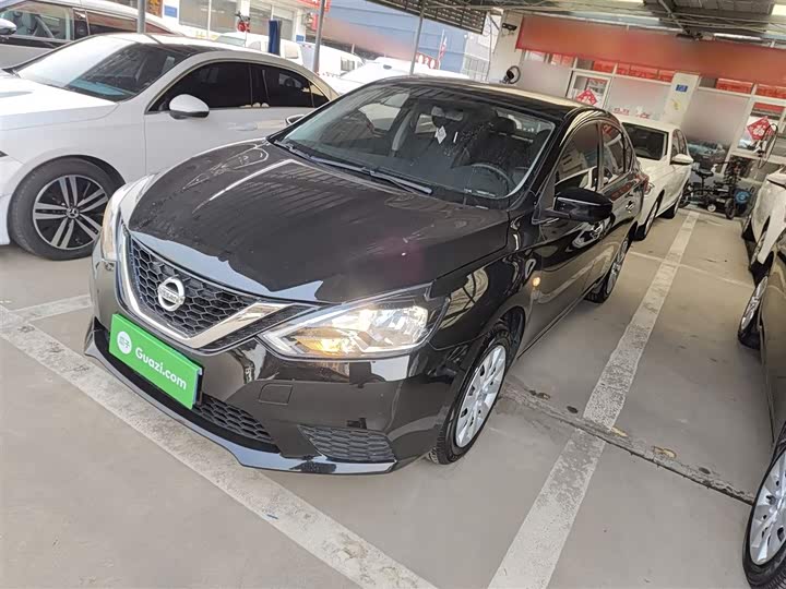 Фото 2 - Nissan Sylphy