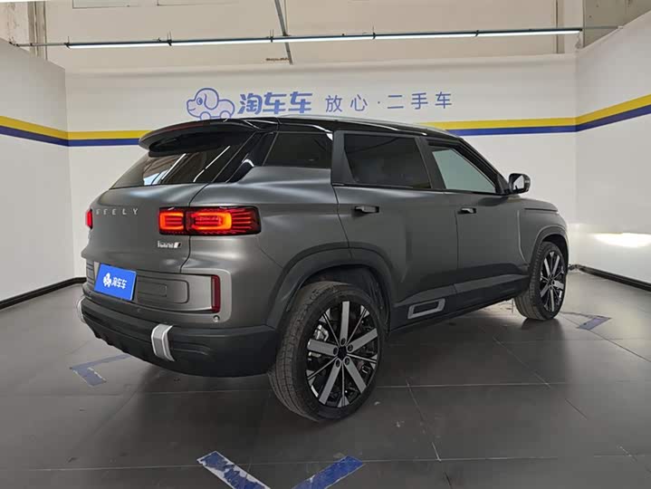 Фото 3 - Geely Icon