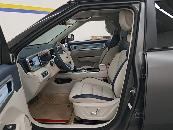 Фото 9 - Geely Icon