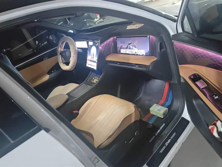 Фото 8 - Geely Galaxy L7