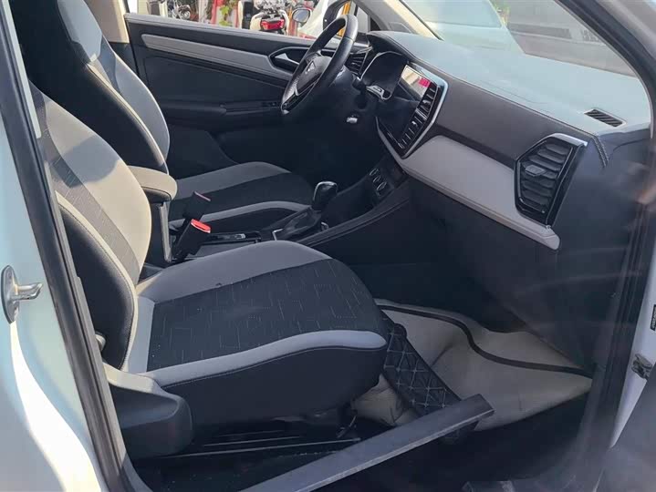 Фото 8 - Jetta VS7