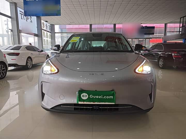 Фото 3 - Geely Galaxy Geome