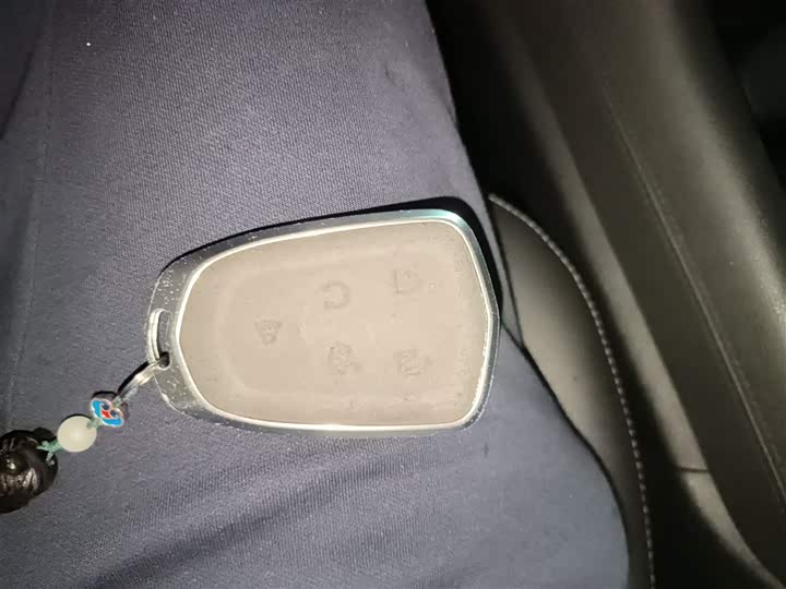 Фото 9 - Cadillac XT6