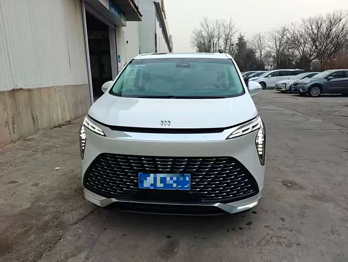 Фото 2 - Buick GL8 Century