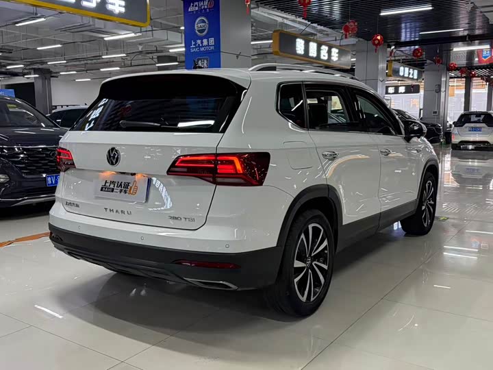 Фото 3 - Volkswagen Tharu