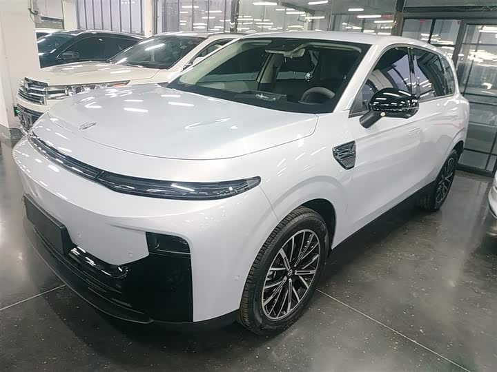 Фото 1 - Leapmotor B10