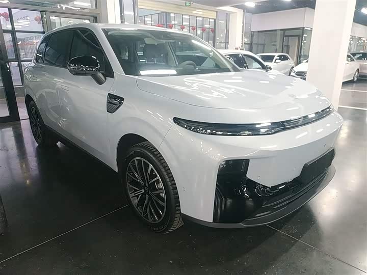 Фото 4 - Leapmotor B10