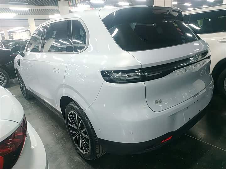 Фото 5 - Leapmotor B10