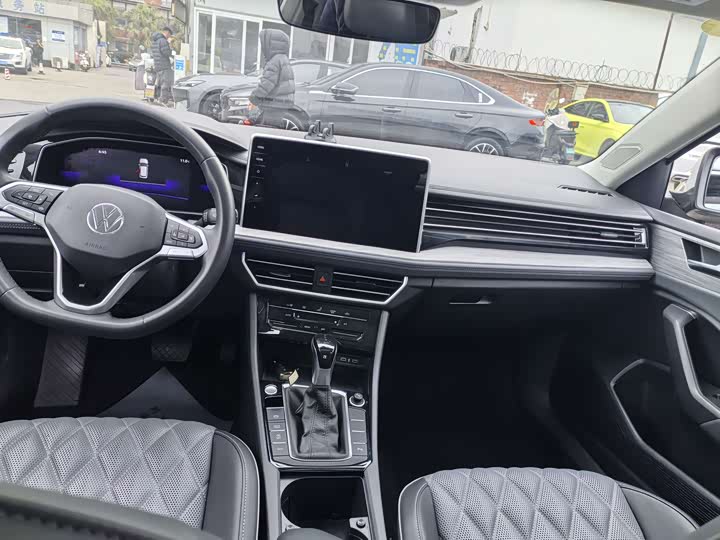 Фото 5 - Volkswagen Sagitar L