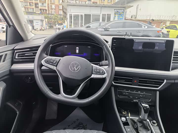 Фото 6 - Volkswagen Sagitar L