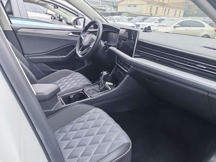 Фото 7 - Volkswagen Sagitar L