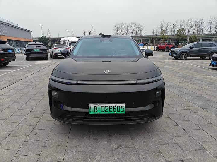 Фото 2 - Leapmotor B10