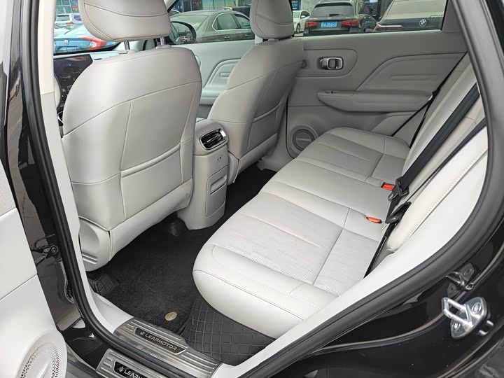 Фото 9 - Leapmotor B10