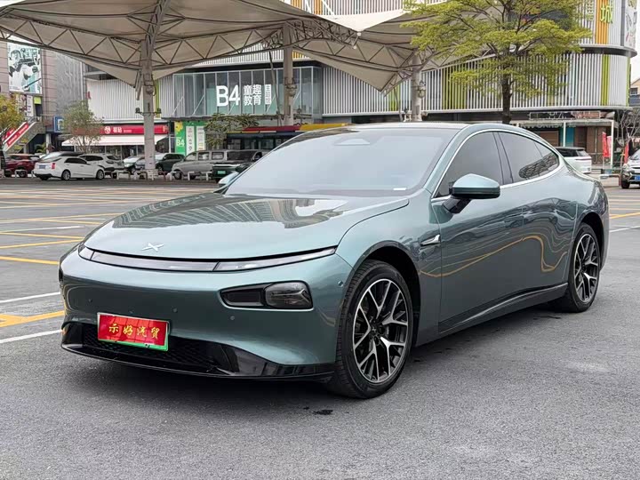 Фото 1 - XPeng P7