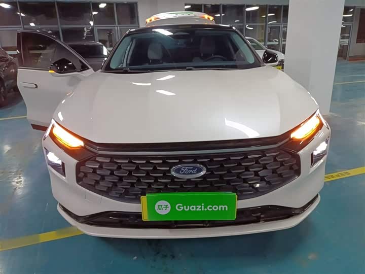 Фото 3 - Ford Mondeo