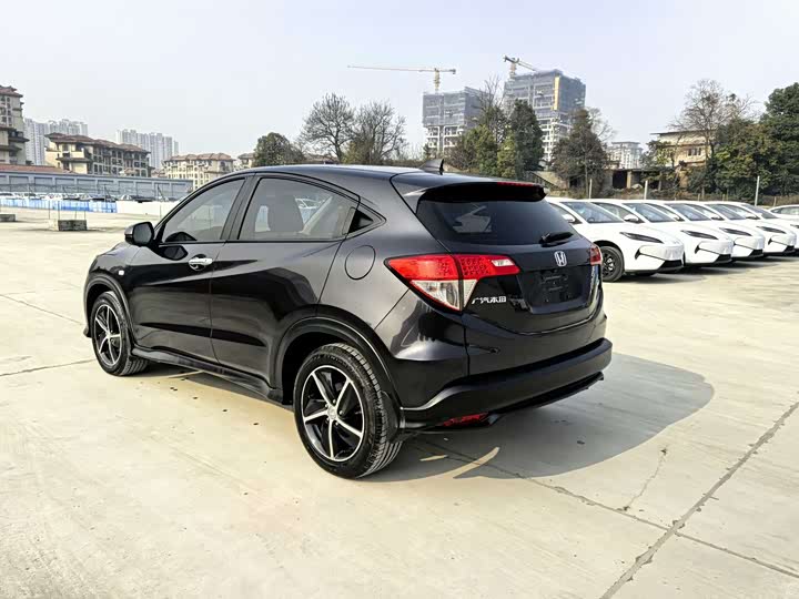 Фото 5 - Honda Vezel