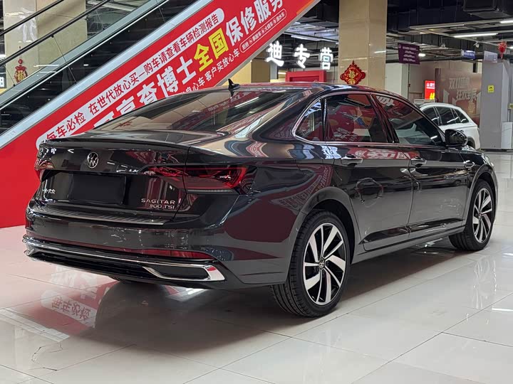 Фото 6 - Volkswagen Sagitar L