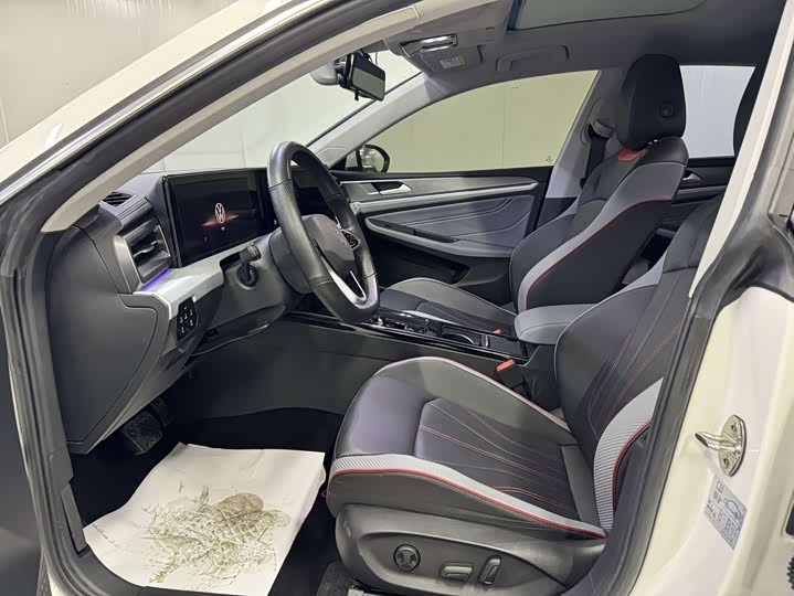 Фото 4 - Volkswagen Lamando L