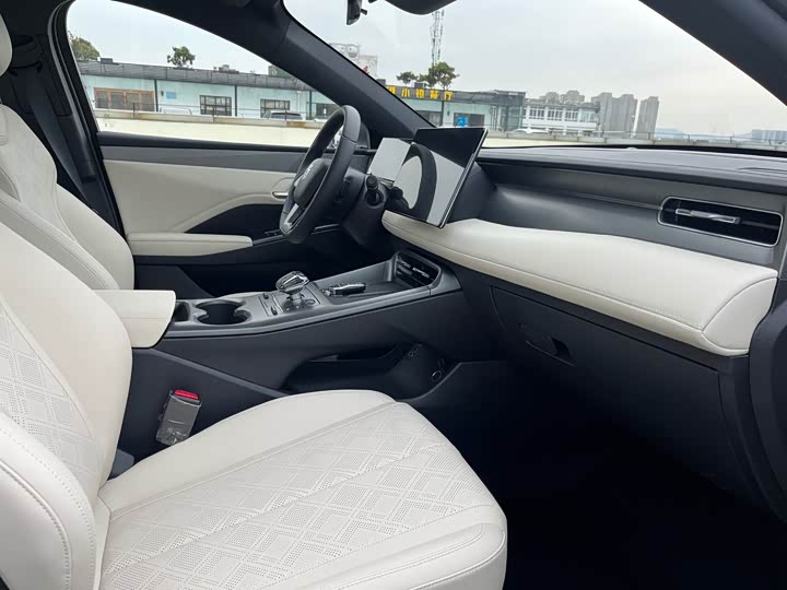 Фото 6 - BYD Qin Plus