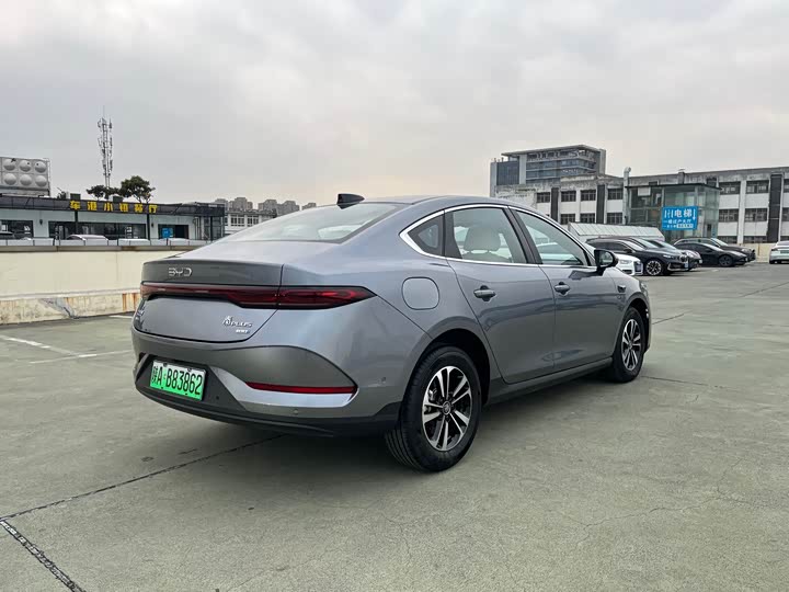 Фото 8 - BYD Qin Plus
