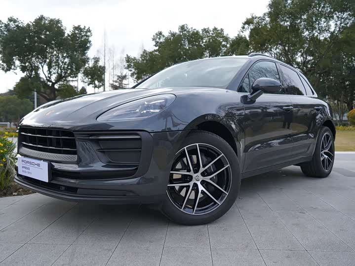 Фото 1 - Porsche Macan