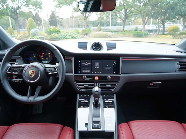Фото 9 - Porsche Macan