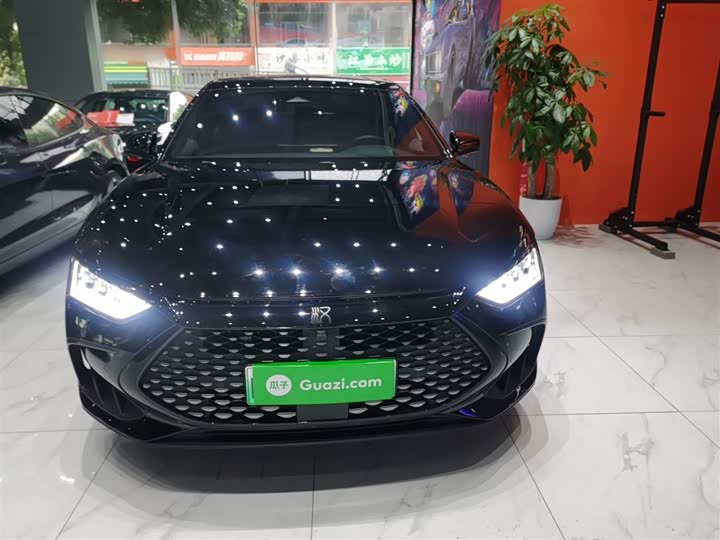 Фото 3 - BYD Han