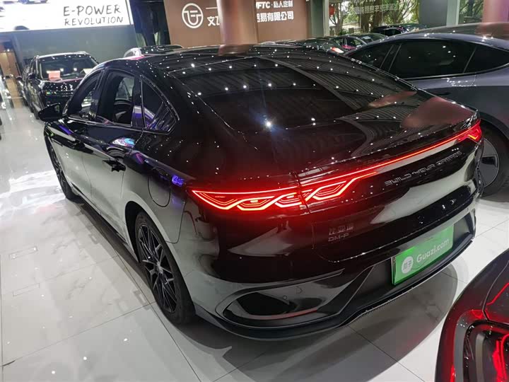 Фото 5 - BYD Han