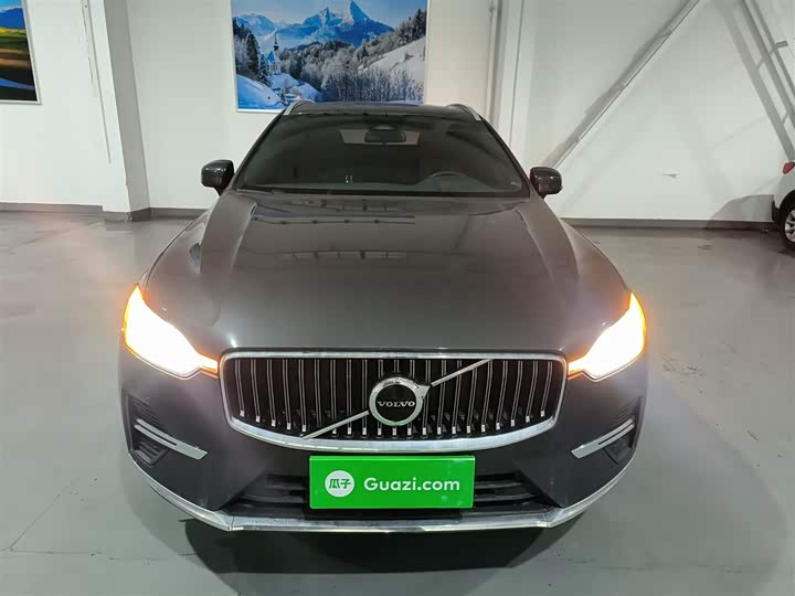 Фото 3 - Volvo XC60
