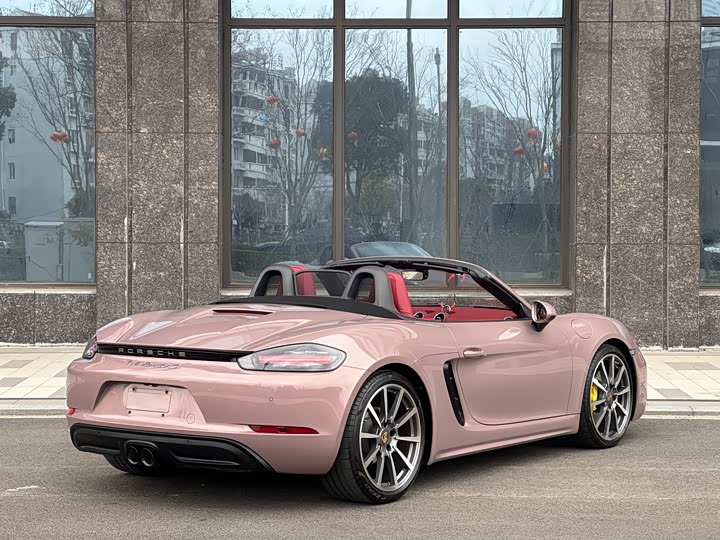 Фото 4 - Porsche 718