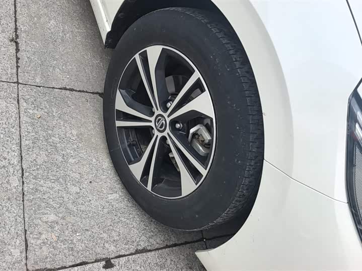 Фото 6 - Nissan Sylphy