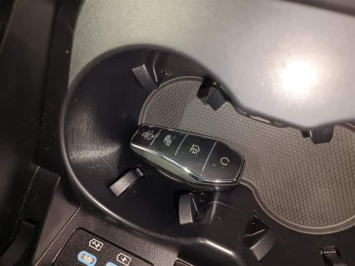 Фото 9 - BYD Han