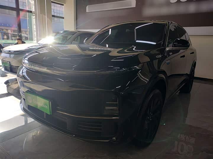 Фото 1 - LiXiang L7