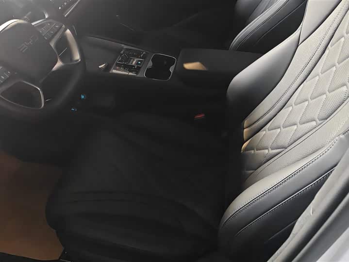 Фото 9 - BYD Sea Lion 07 EV