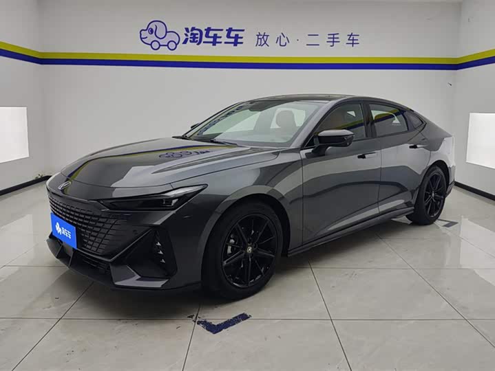 Фото 1 - Changan UNI-V