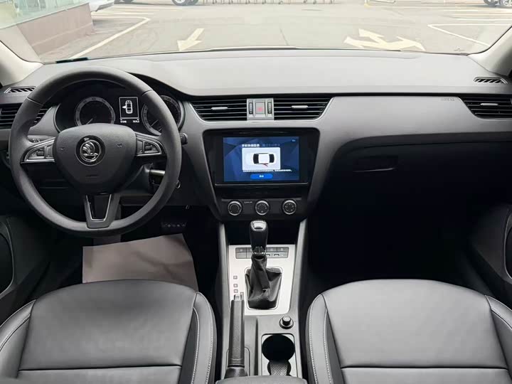 Фото 7 - Skoda Octavia Pro