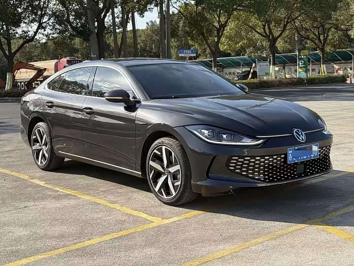 Фото 3 - Volkswagen Lamando L