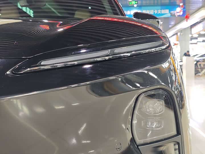 Фото 6 - Nio ET5T