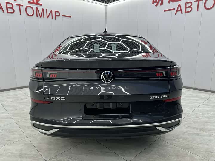 Фото 9 - Volkswagen Lamando L