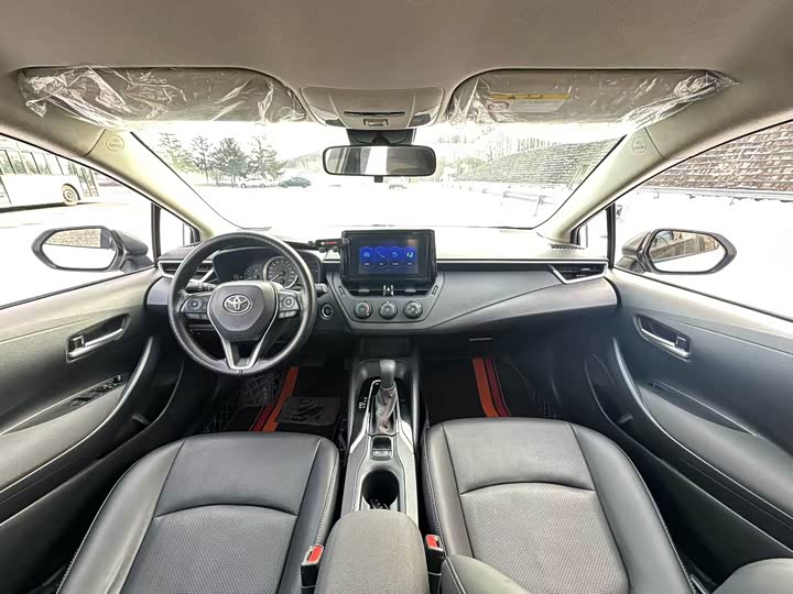 Фото 4 - Toyota Corolla