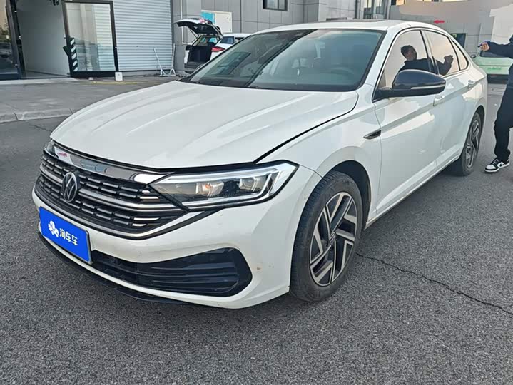 Фото 1 - Volkswagen Sagitar L