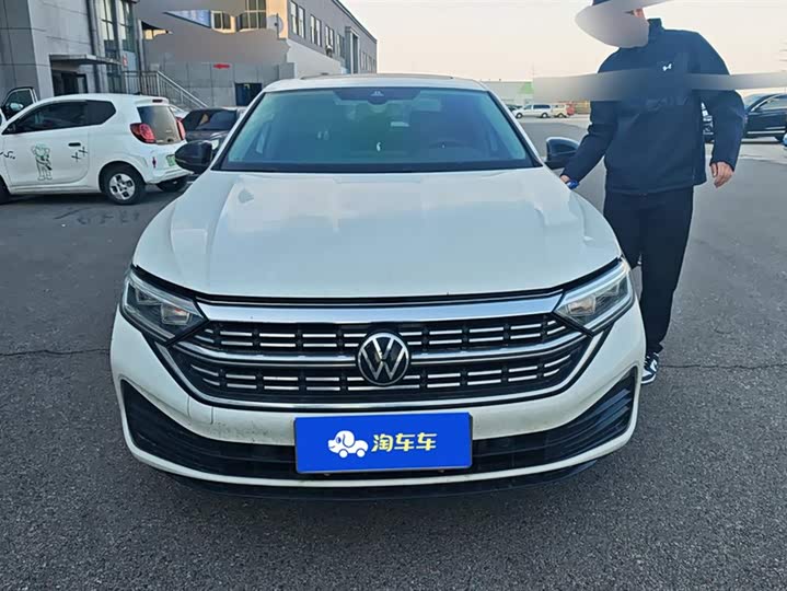 Фото 2 - Volkswagen Sagitar L