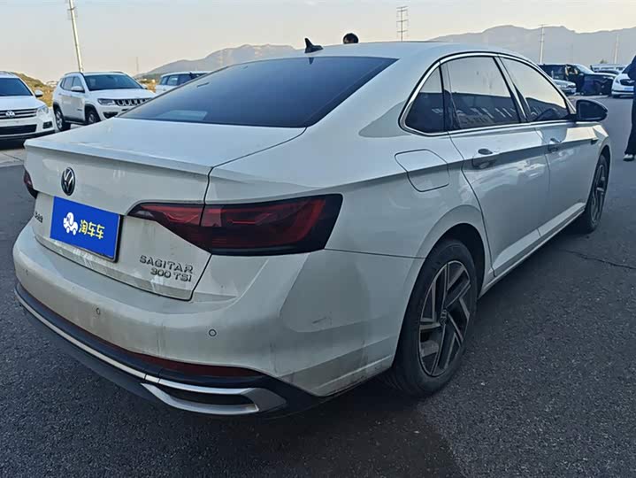 Фото 3 - Volkswagen Sagitar L