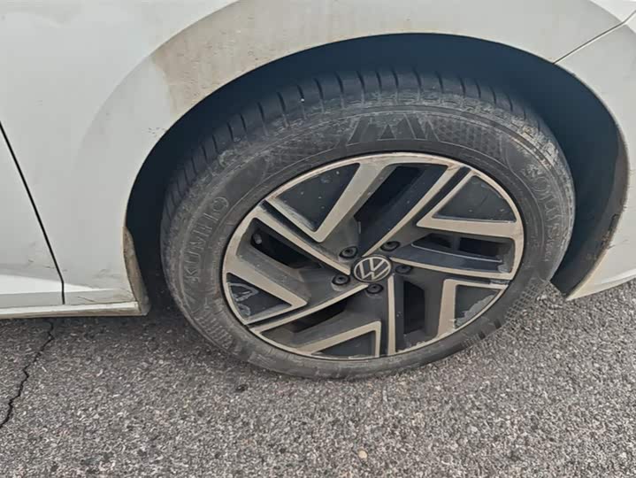 Фото 6 - Volkswagen Sagitar L